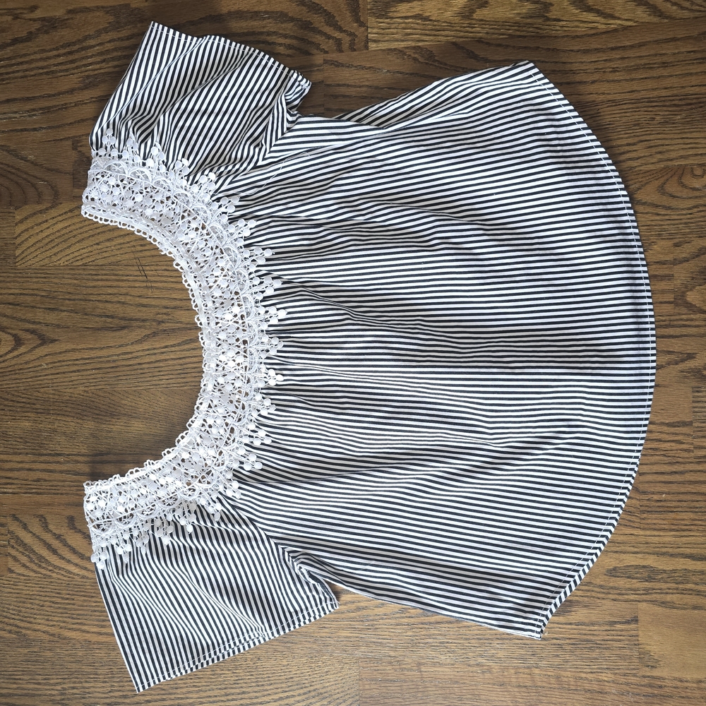 Ambiance Black and White Boxy Blouse with Bib Collar